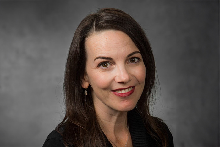 Dr. Julianne Holt-Lunstad headshot