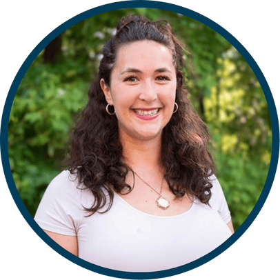 Julia Logan Labow headshot