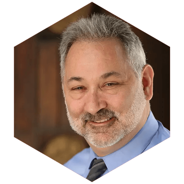 Rabbi Andrew Ergas headshot